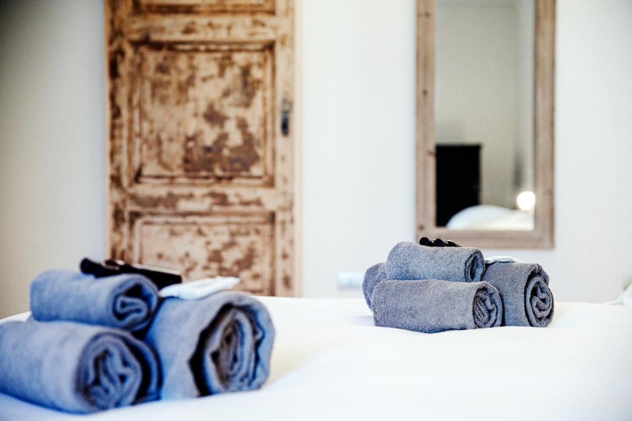 La Finestra Sul Duomo - The House Of Travelers Apartment Como Exterior photo